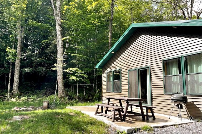 Cabins (United States of America, Eagle Bay, New York)