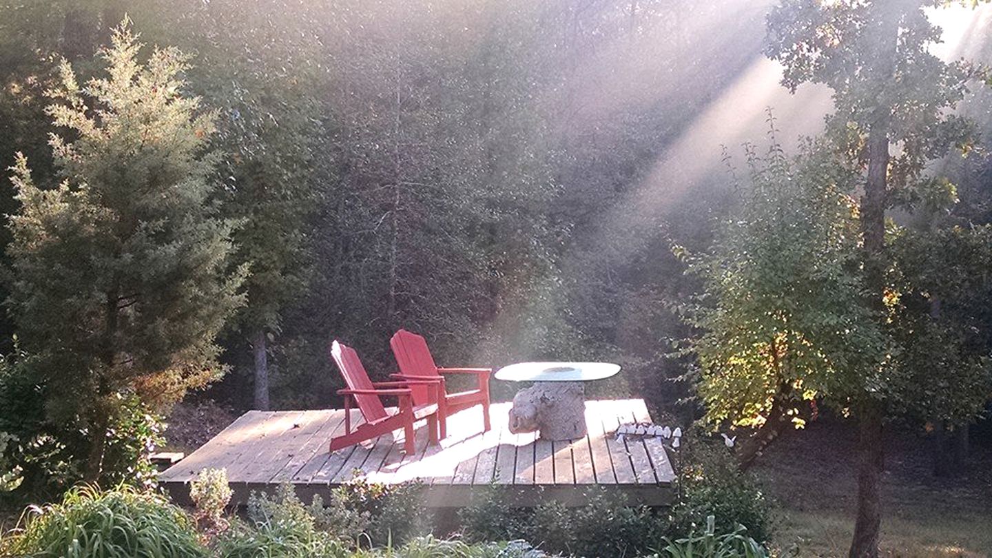 Cozy Rustic and Family-Friendly Glamping Cabin in East Texas