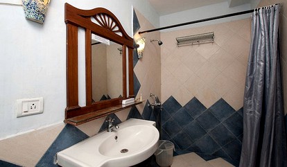 undefined photo 3