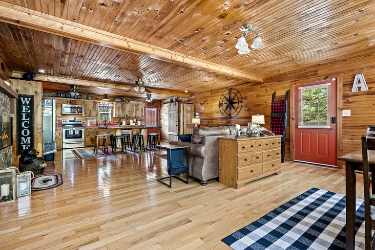 Vacation Rentals (United States of America, Cosby, Tennessee)