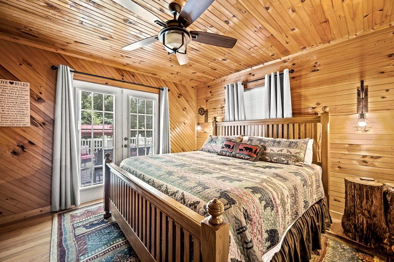 Vacation Rentals (United States of America, Cosby, Tennessee)