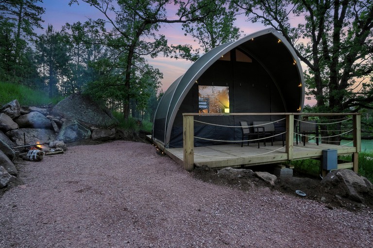Secluded Glamping Retreat with Forest Views Near Mount Rushmore in the Black Hills, South Dakota