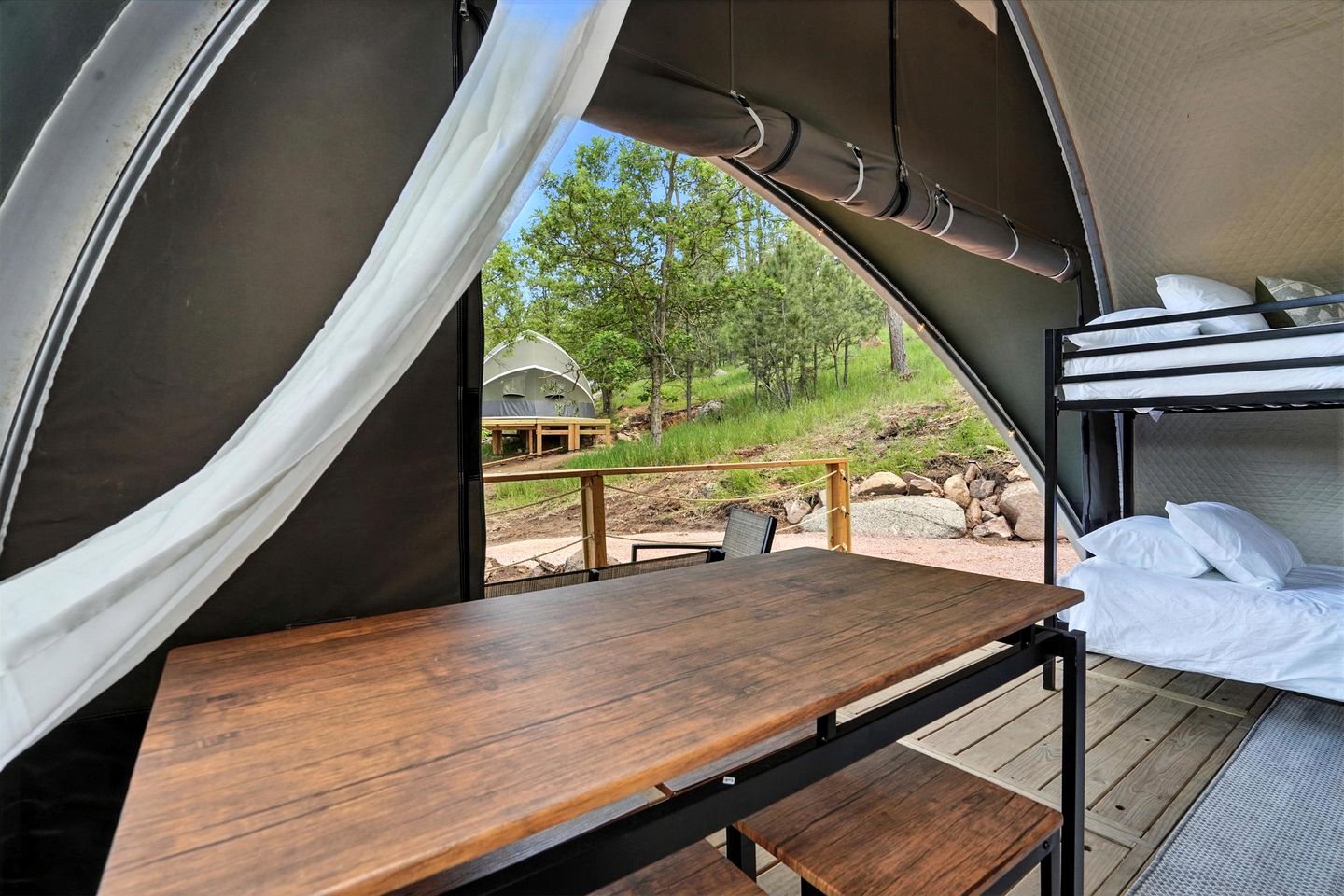 Secluded Glamping Retreat with Forest Views Near Mount Rushmore in the Black Hills, South Dakota