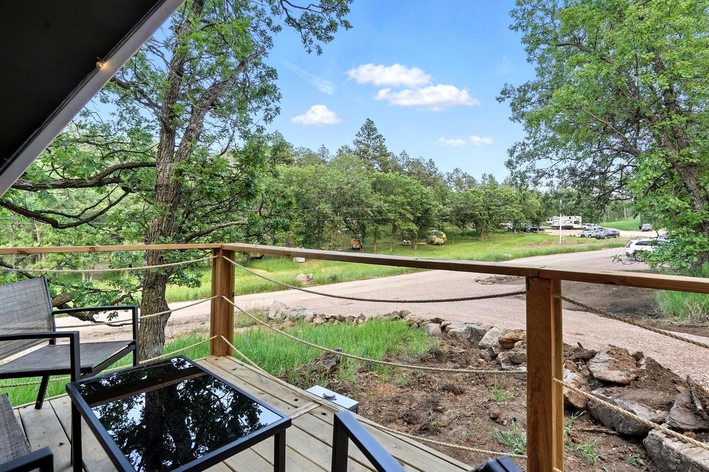 Secluded Glamping Retreat with Forest Views Near Mount Rushmore in the Black Hills, South Dakota