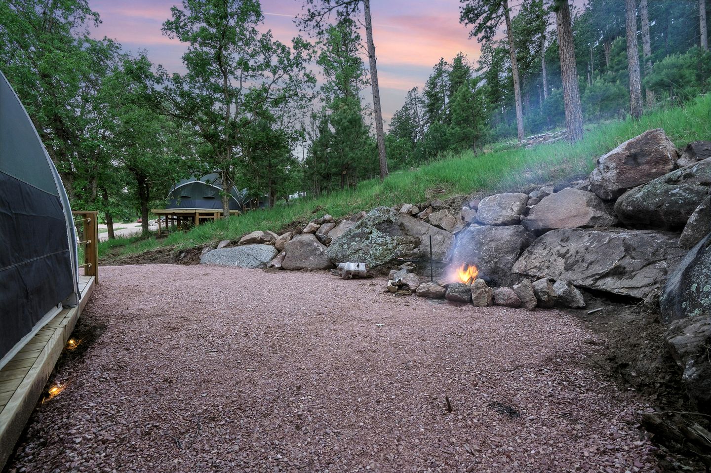 Secluded Glamping Retreat with Forest Views Near Mount Rushmore in the Black Hills, South Dakota