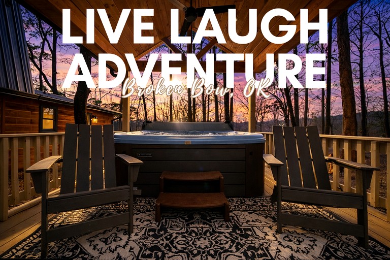 Cabins (United States of America, Broken Bow, Oklahoma)