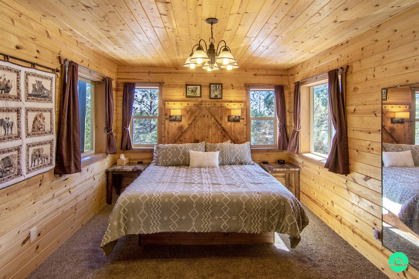 Cozy Cabin with Fire Pit in Monticello, Utah
