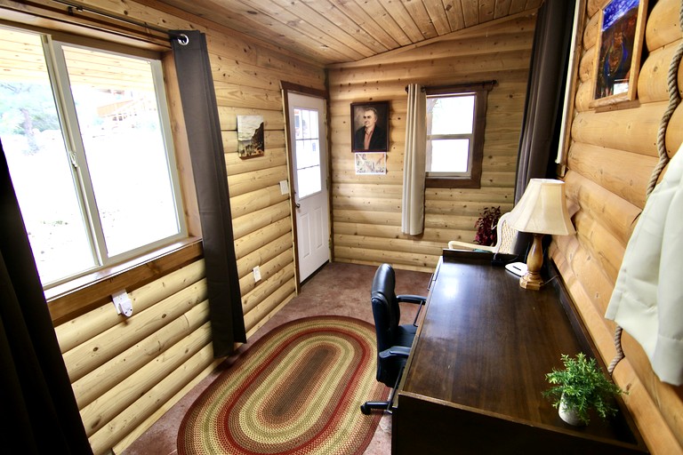Cabins (United States of America, Monticello, Utah)