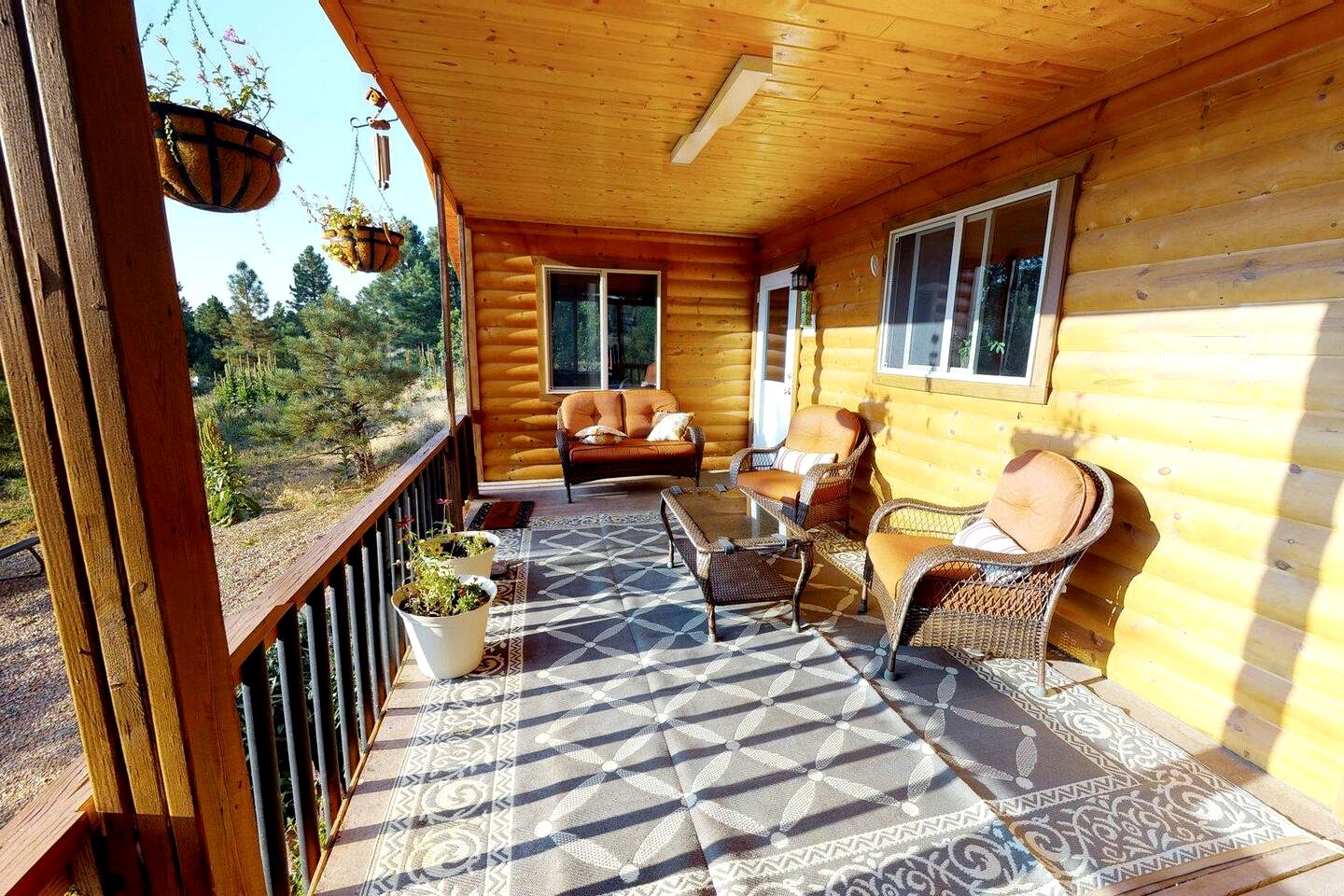 Cozy Cabin with Fire Pit in Monticello, Utah