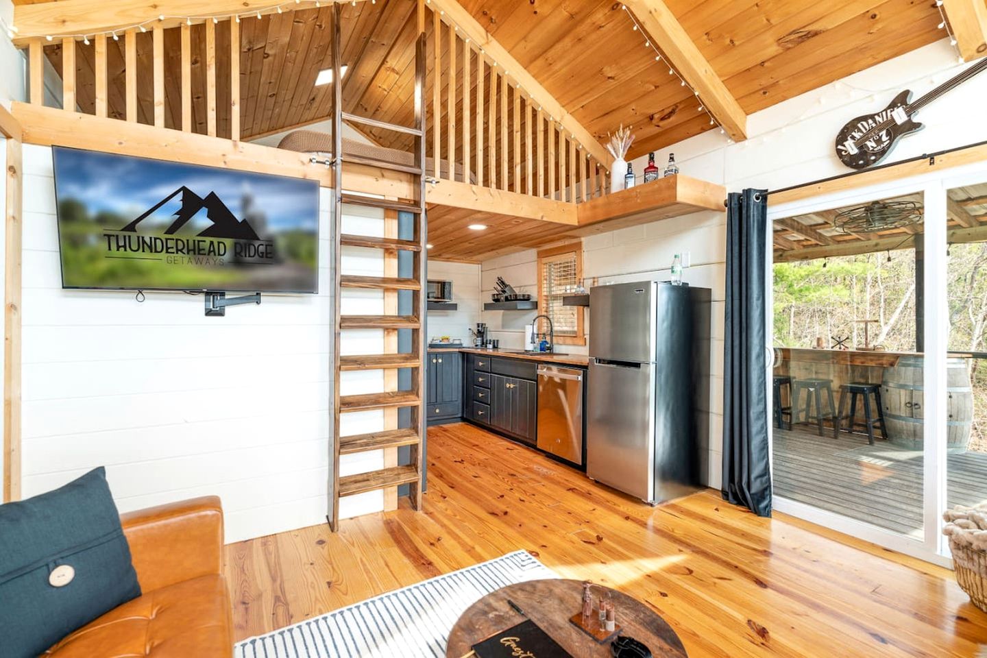 Cozy Cabin Near Great Smoky Mountains National Park, Tennessee