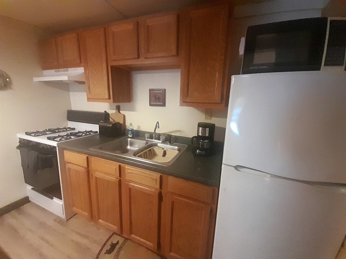 Cabins (United States of America, Indian Lake, New York)