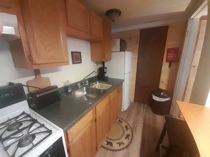 Cabins (United States of America, Indian Lake, New York)