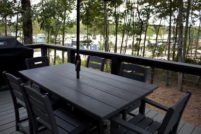 Cozy Cabin Getaway with Lake Views and Grilling Area in Tennessee photo 5