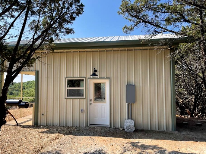 Cabins (United States of America, Graford, Texas)