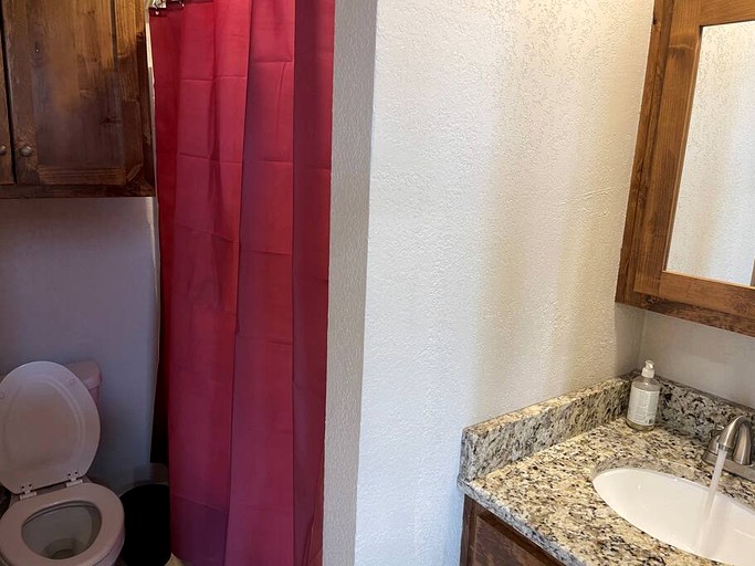 Cabins (United States of America, Graford, Texas)