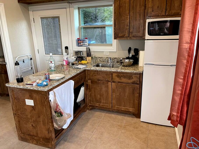 Cabins (United States of America, Graford, Texas)