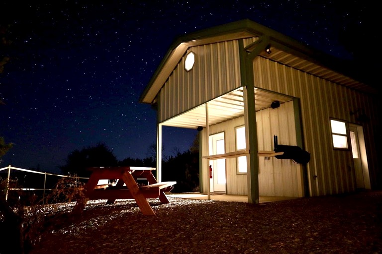 Cabins (United States of America, Graford, Texas)