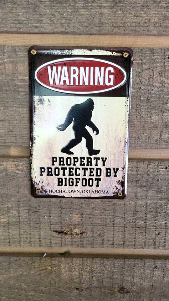 Cozy Pine-Lined Cabin with Hot Tub & Fire Pit Near Broken Bow Lake, Broken Bow OK