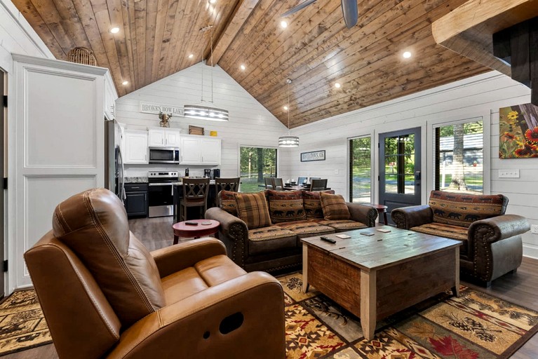 Cabins (United States of America, Broken Bow, Oklahoma)