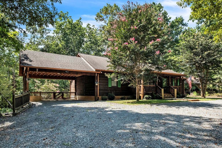 Cabins (United States of America, Ellijay, Georgia)