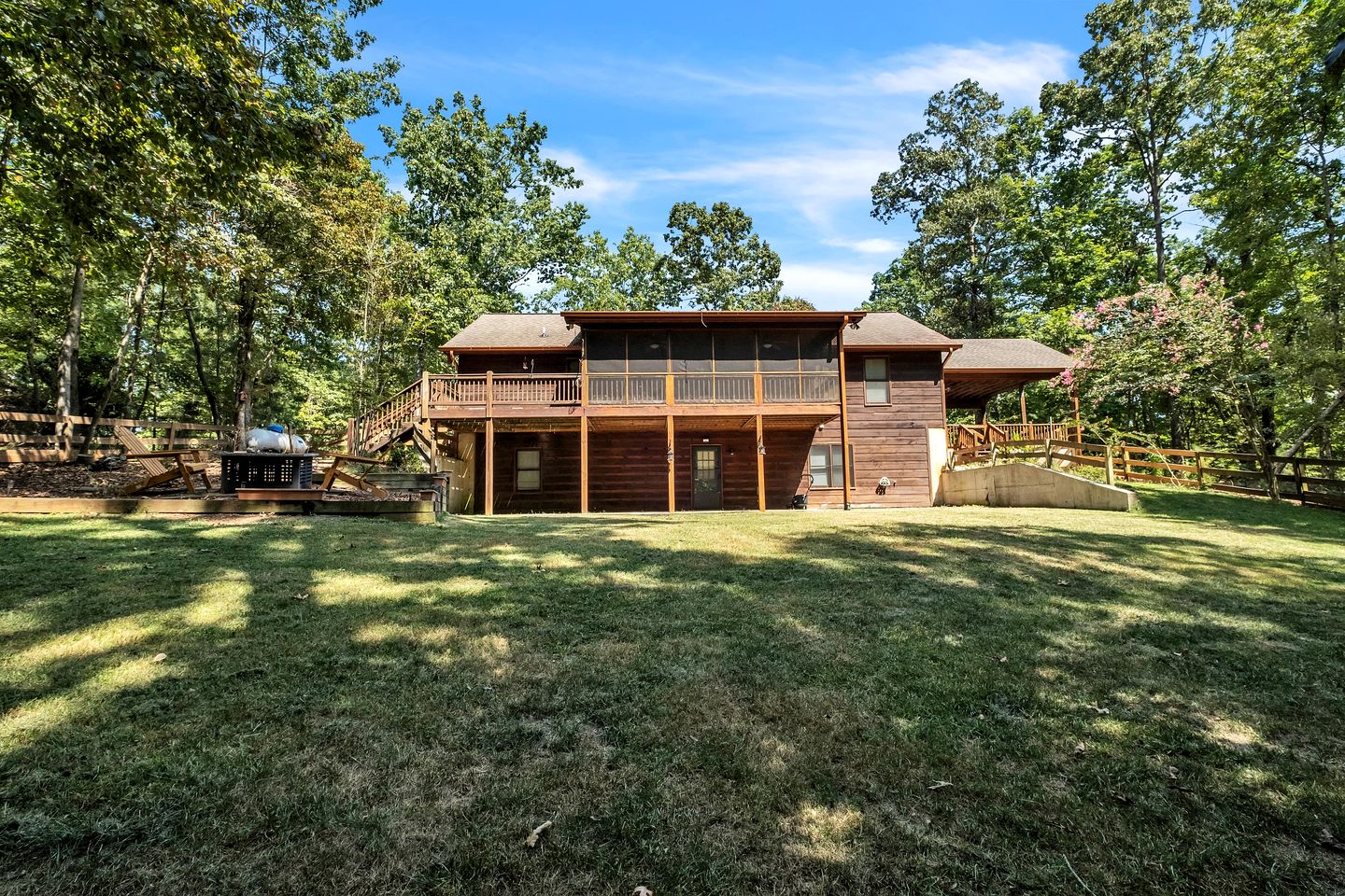 Cozy Cabin with Porch and Game Room in Ellijay, Georgia