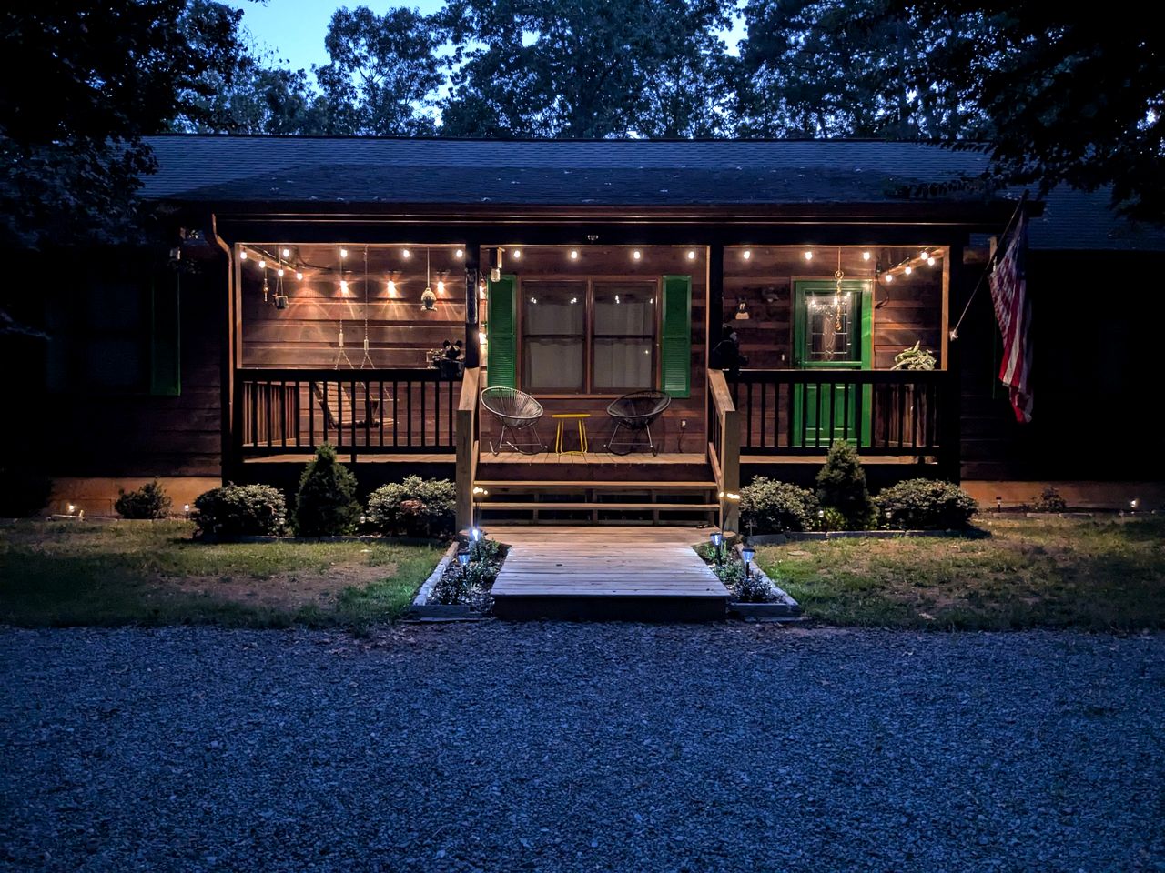 Cozy Cabin with Porch and Game Room in Ellijay, Georgia