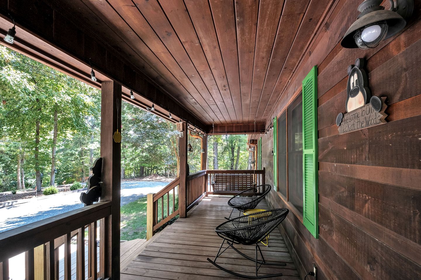 Cozy Cabin with Porch and Game Room in Ellijay, Georgia