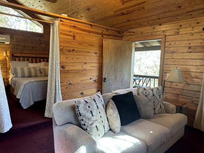 Cabins (United States of America, Eureka Springs, Arkansas)