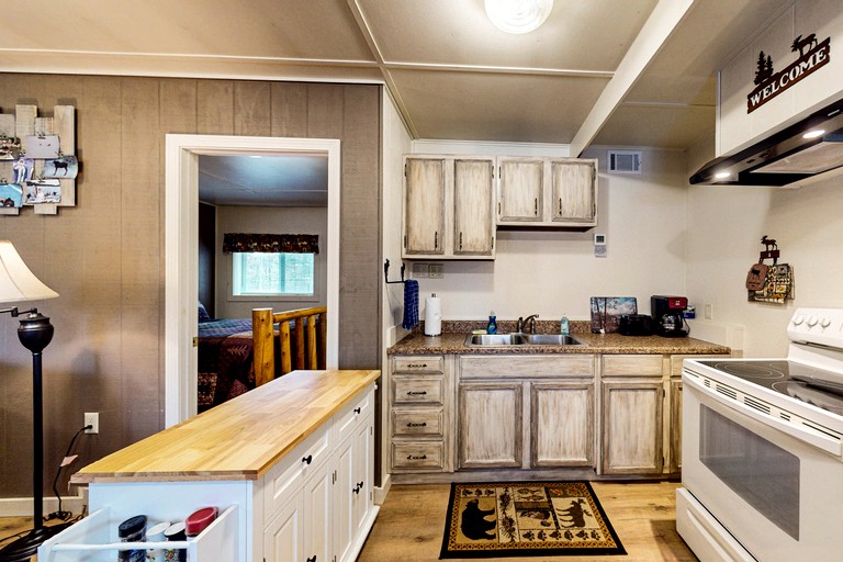 Cabins (United States of America, Greenville, Maine)