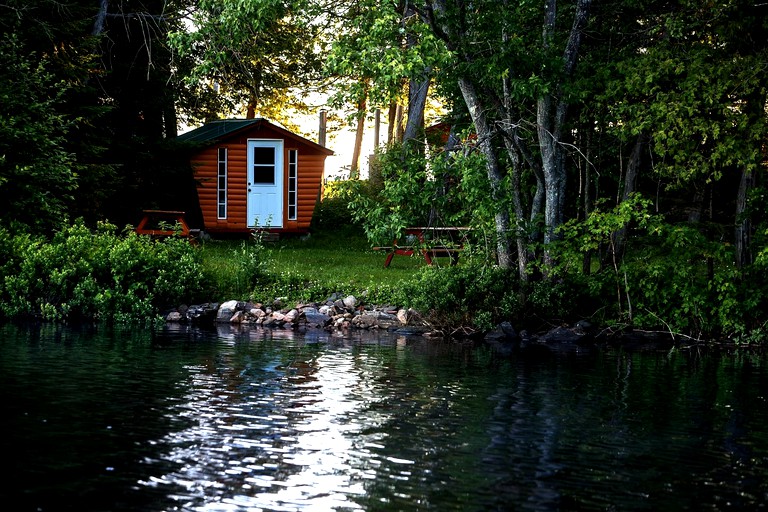 Cabins (Canada, Killaloe, Ontario)