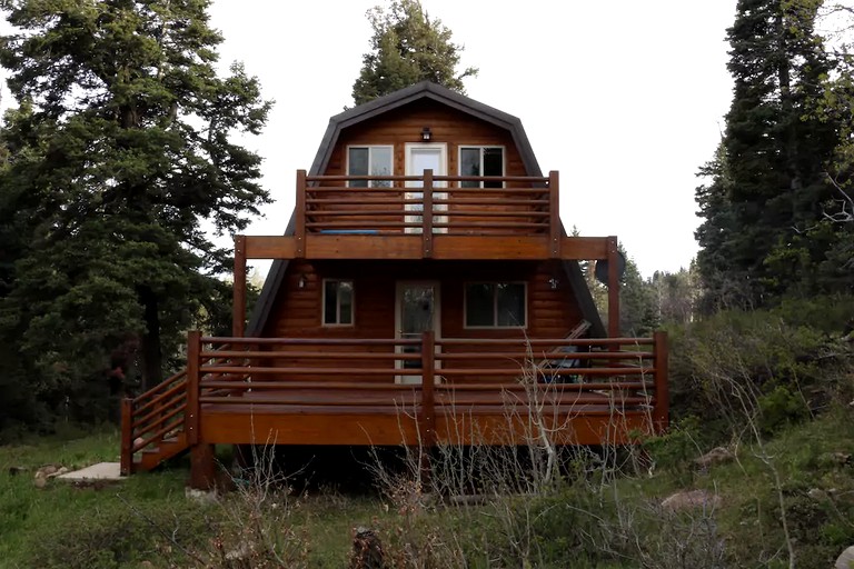 Log Cabins (Coalville, Utah, United States)