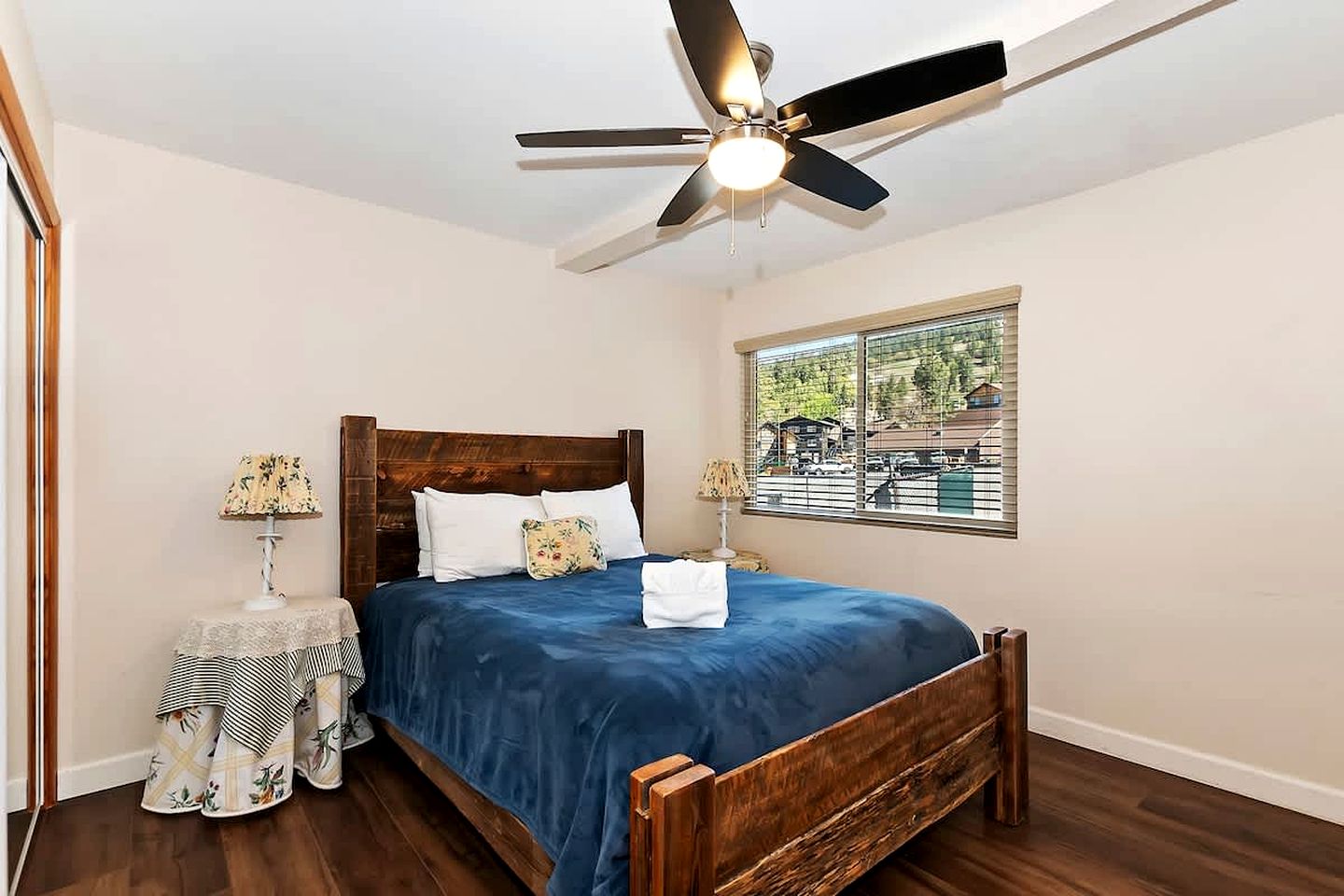 Cozy Cabin Suite with the Perfect Location for Winter Sports and Barbecue in Big Bear Lake, California