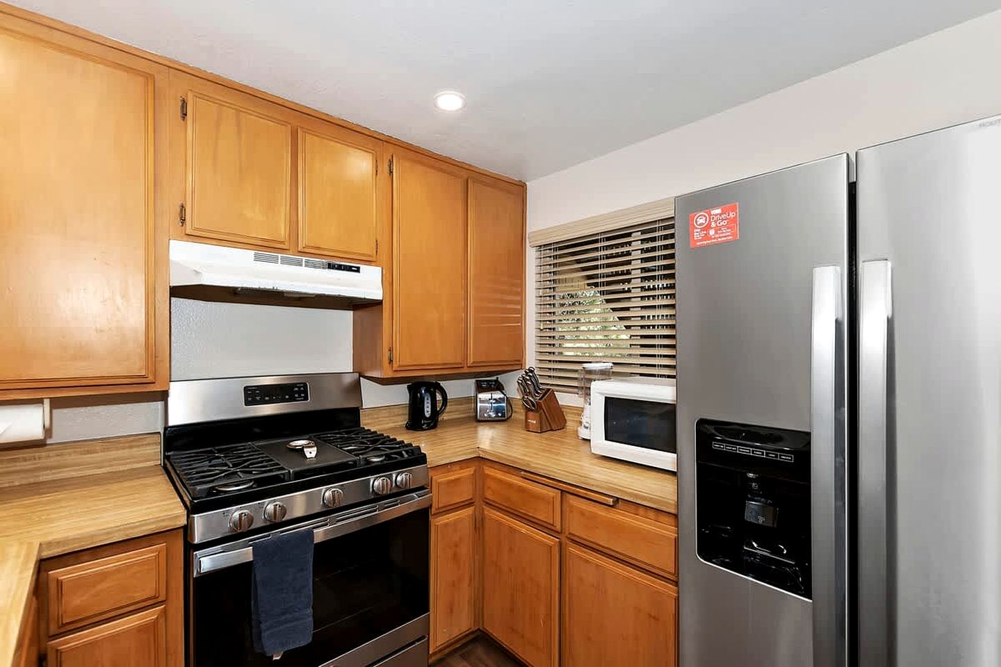 Cozy Cabin Suite with the Perfect Location for Winter Sports and Barbecue in Big Bear Lake, California