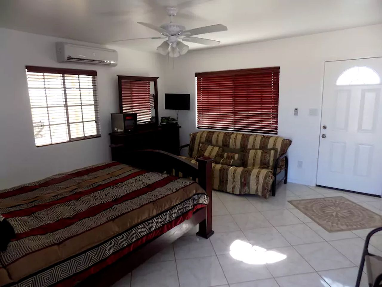 Cabin Getaway with Pool near Joshua Tree in Twentynine Palms, California