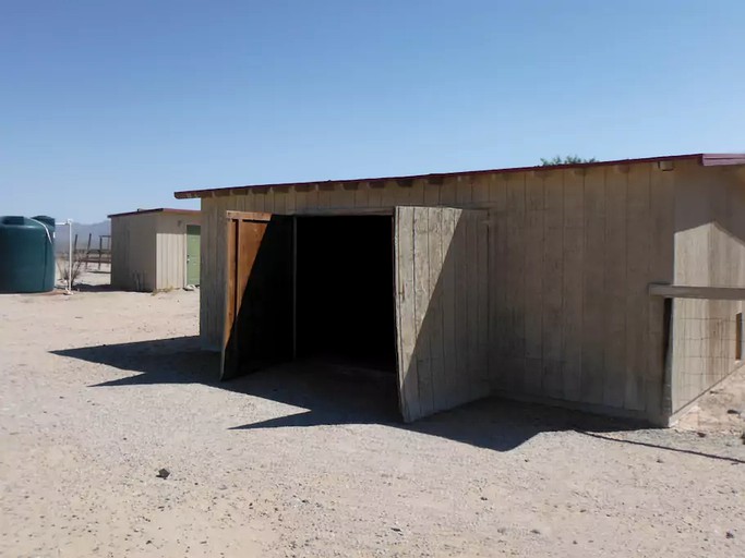 Cabins (Twentynine Palms, California, United States)