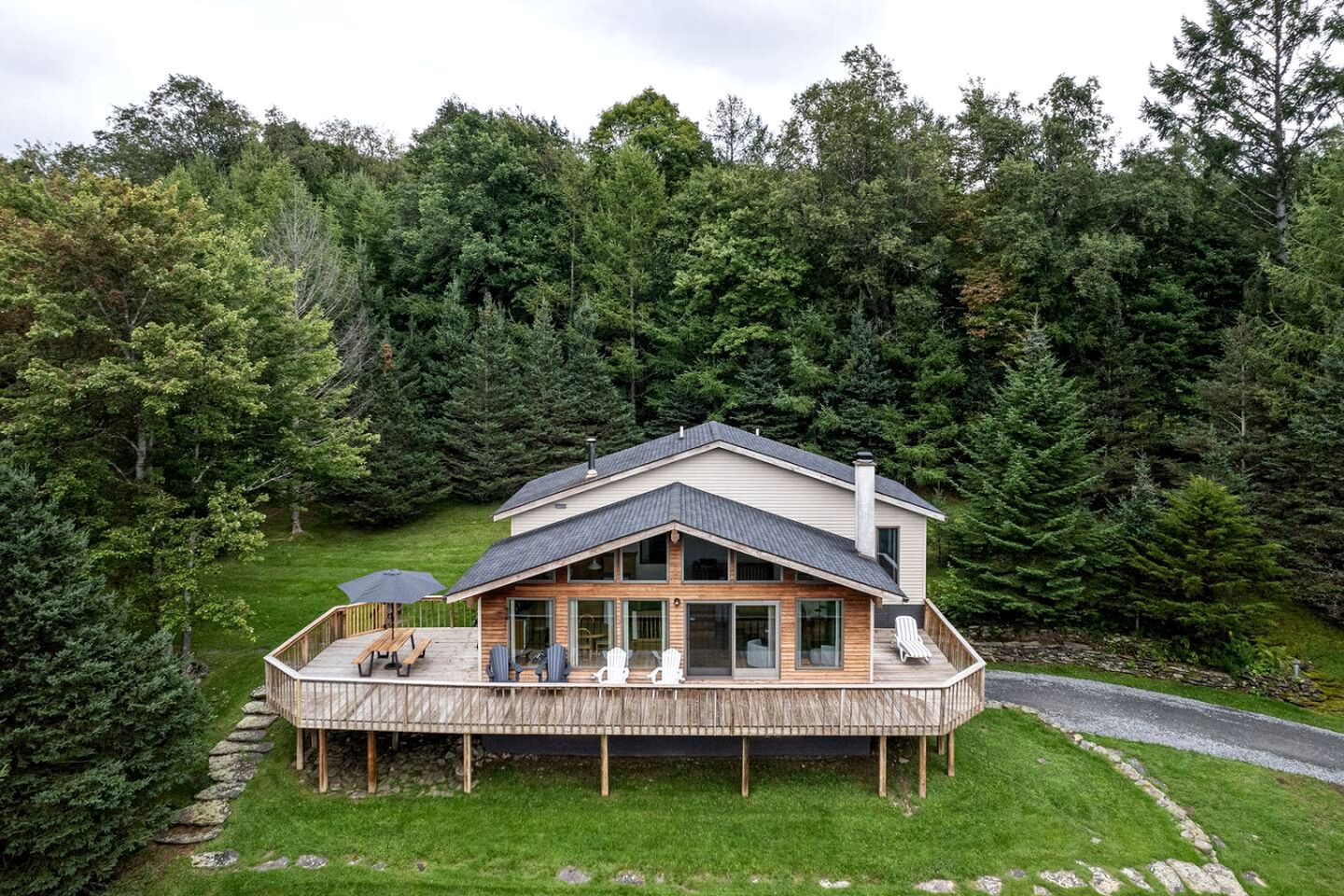 Cozy Cabin Retreat with Fire Pit, Sauna & Game Room in Franklin, New York
