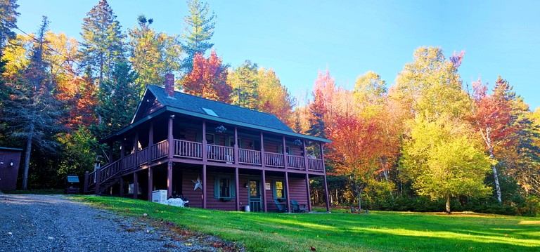 Cabins (United States of America, Rockwood, Maine)