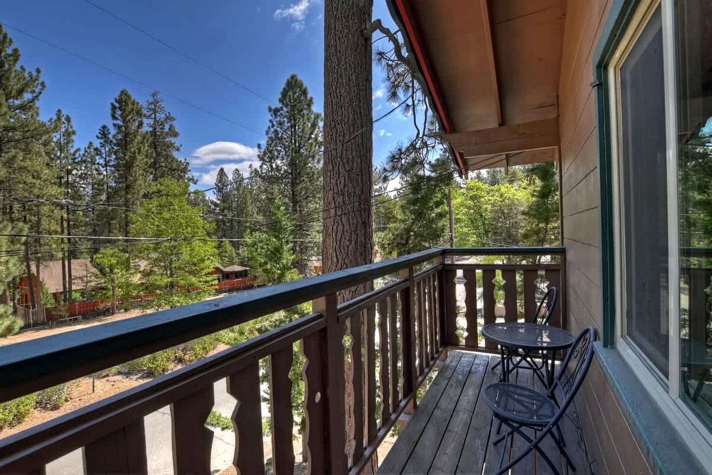 Cozy Cabin with Sauna, Barbecue and Fireplace in Big Bear Lake, California