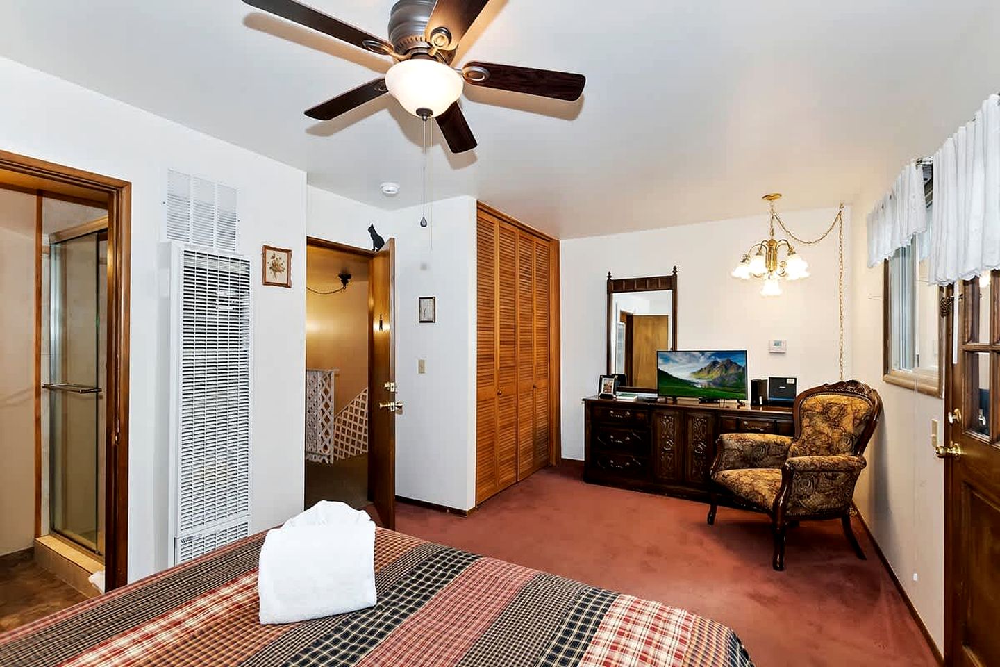 Cozy Cabin with Sauna, Barbecue and Fireplace in Big Bear Lake, California