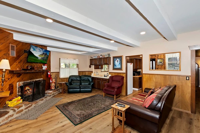 Cabins (United States of America, Big Bear Lake, California)