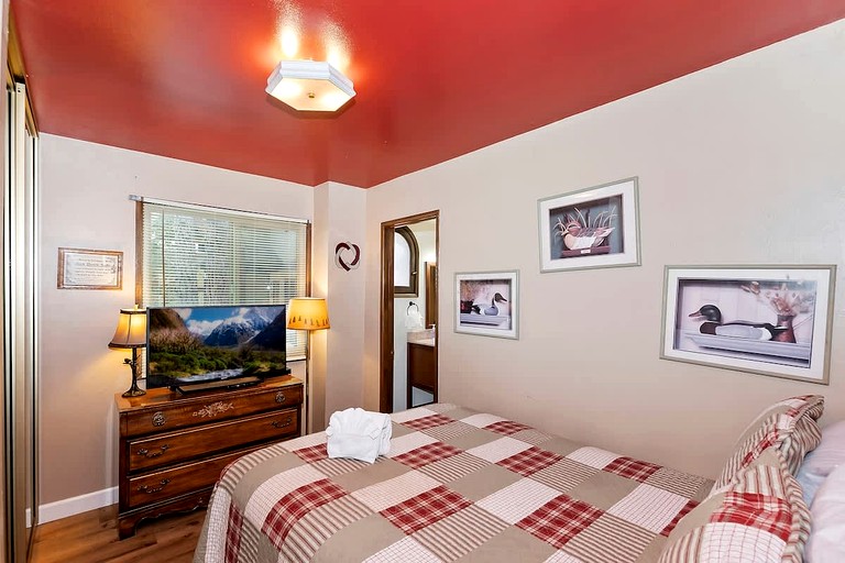 Cabins (United States of America, Big Bear Lake, California)