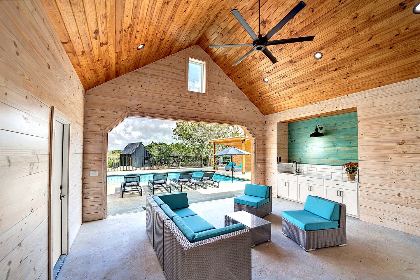 Cozy Cabin in the Texan Countryside for Glamping Vacations in Wimberley