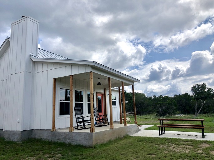 Cabins (United States of America, Wimberley, Texas)