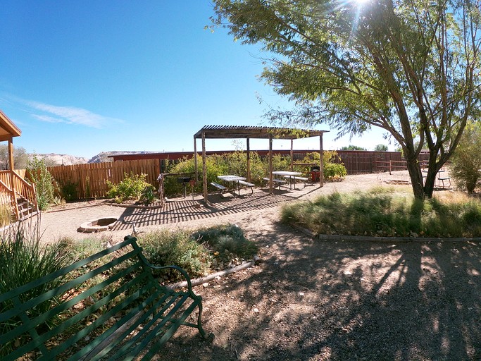 Cabins (United States of America, Escalante, Utah)