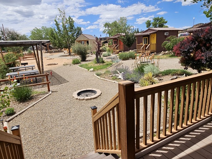 Cabins (United States of America, Escalante, Utah)