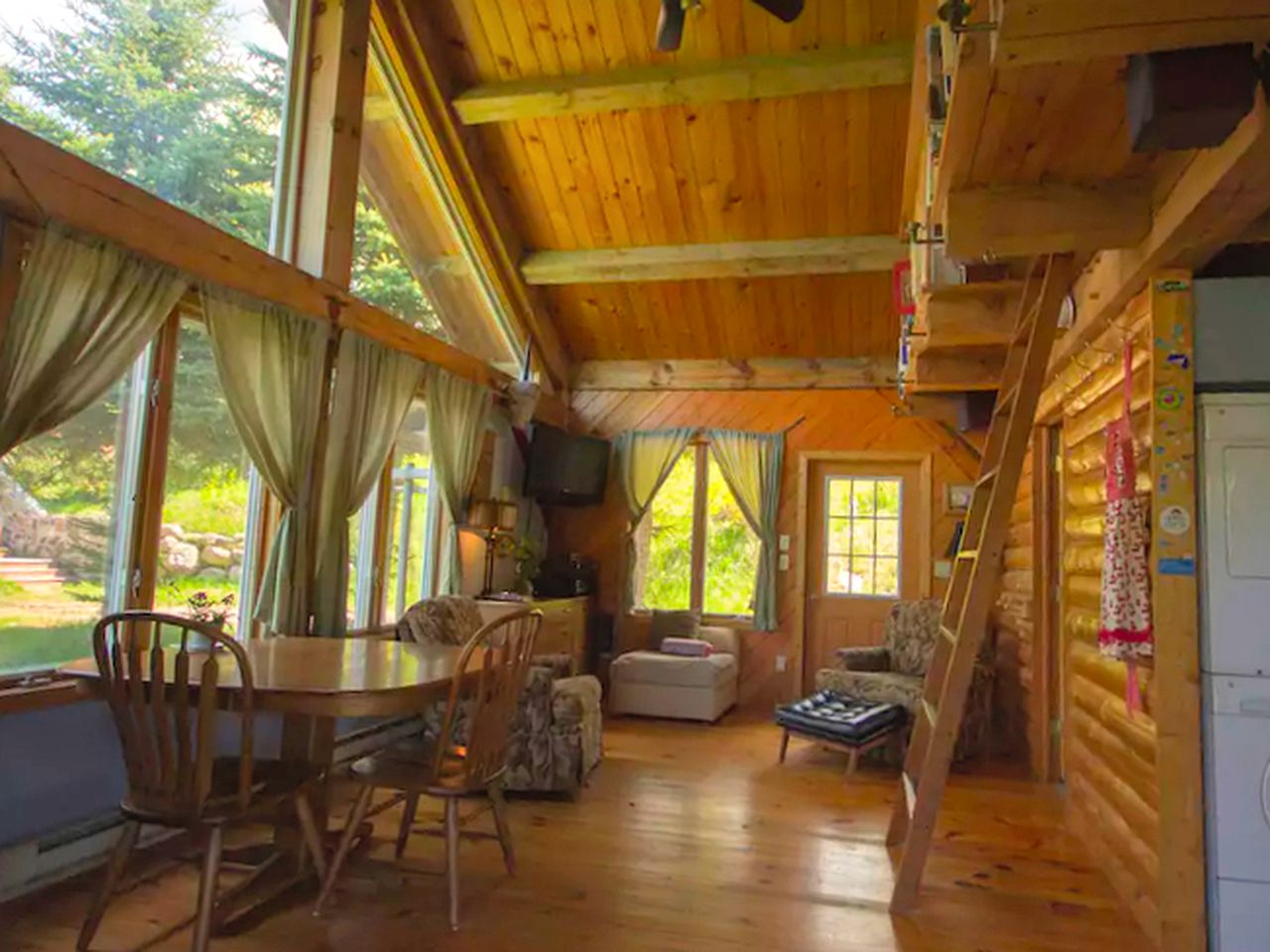 Cabin in Grand Traverse Bay Area, Michigan