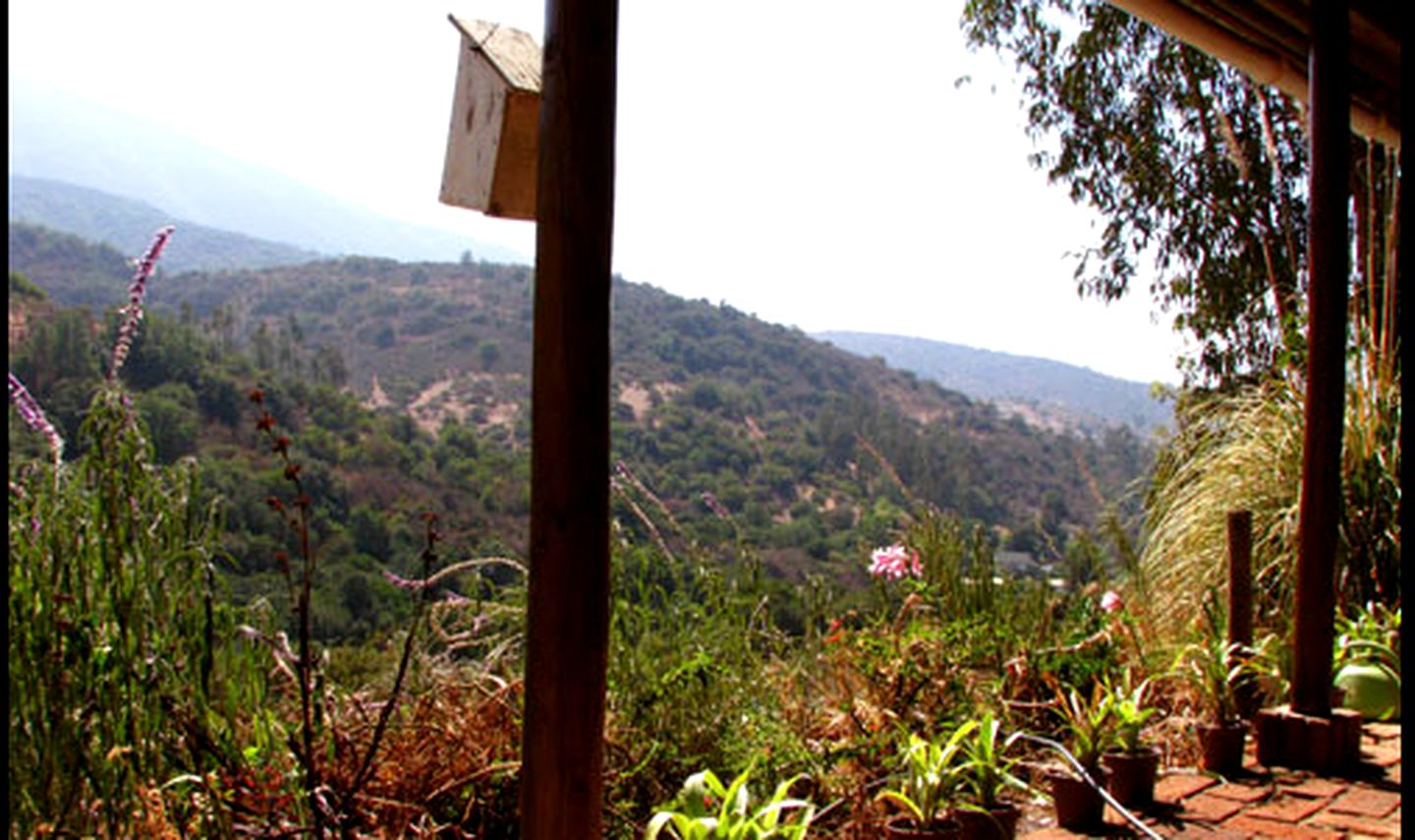 Beautiful Cozy Cabins Just 30 Minutes from Beaches of Concon, Chile