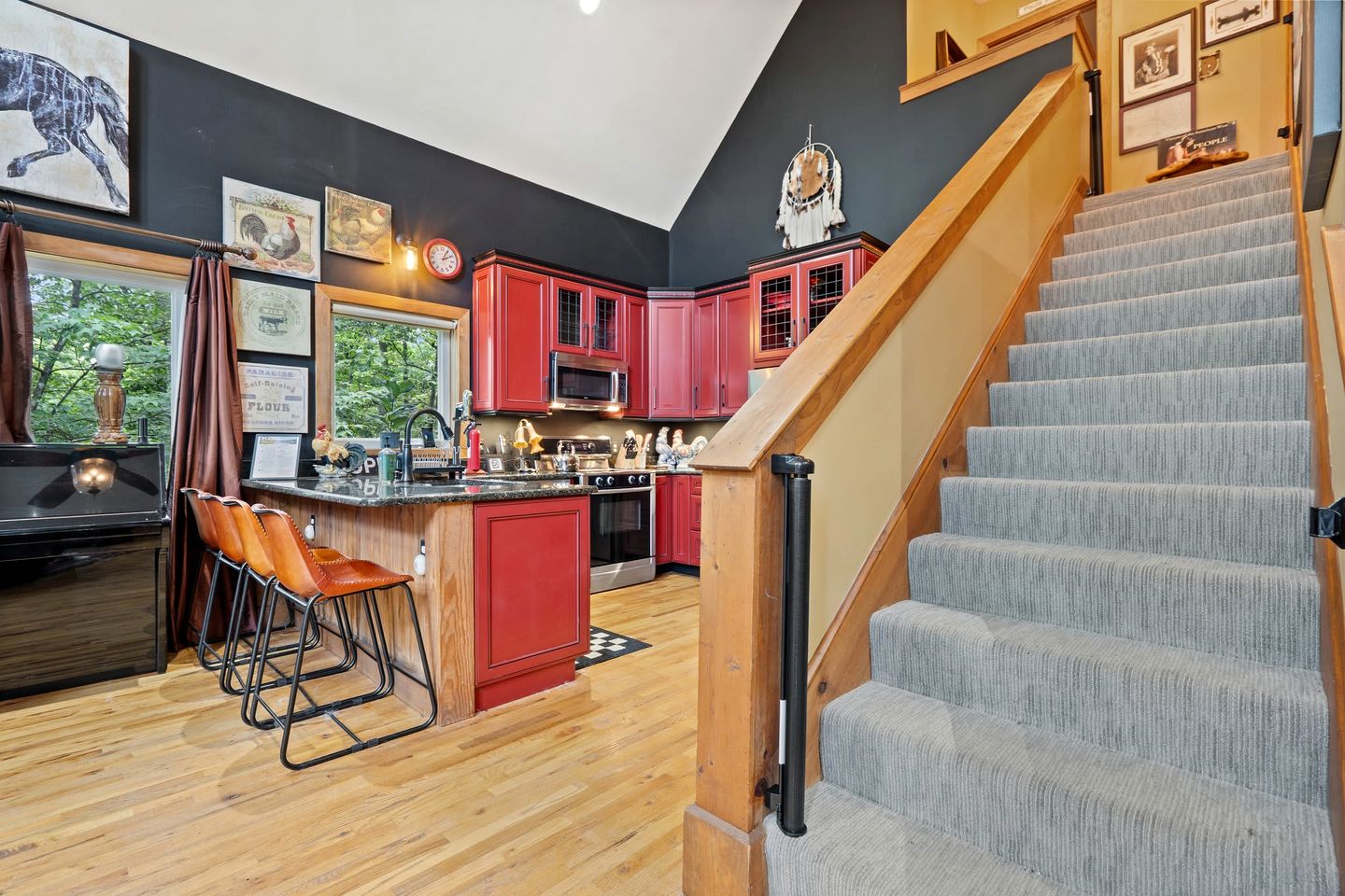 Rustic A-Frame Chalet with Hot Tub & Scenic Views in Mount Jackson, Virginia