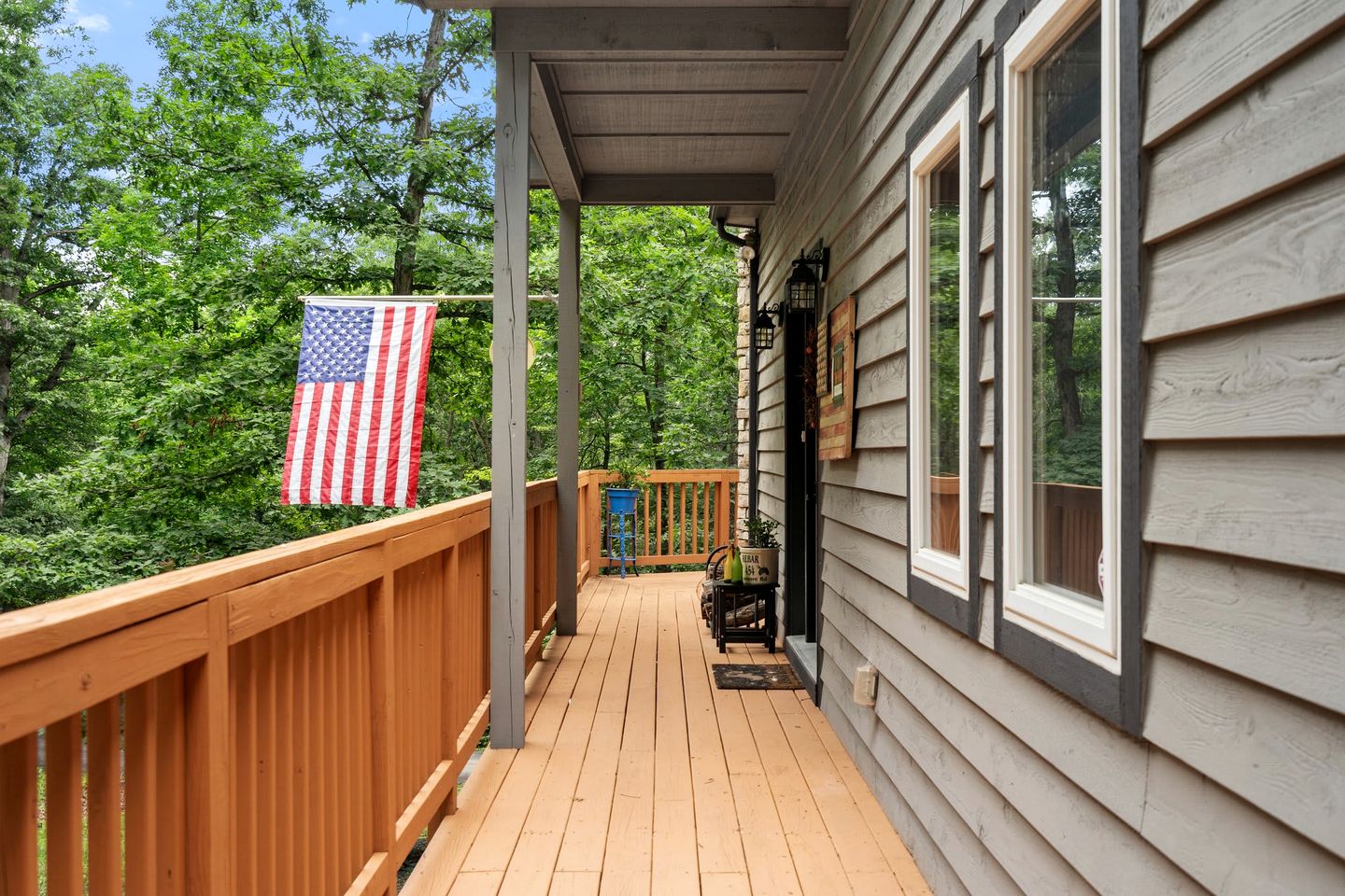 Rustic A-Frame Chalet with Hot Tub & Scenic Views in Mount Jackson, Virginia