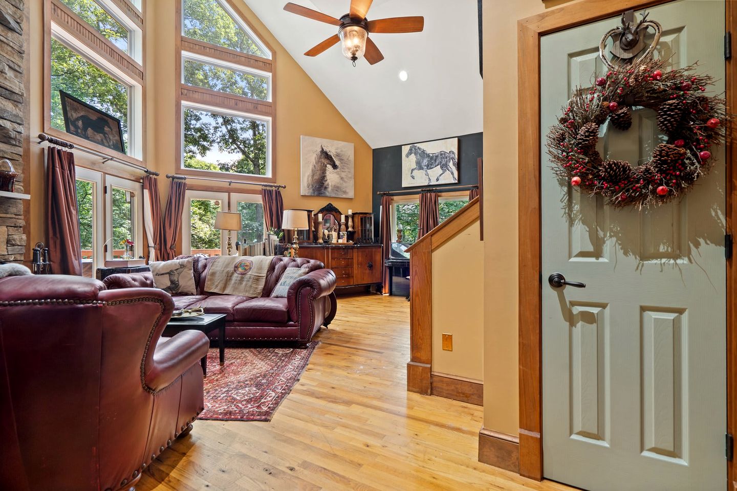 Rustic A-Frame Chalet with Hot Tub & Scenic Views in Mount Jackson, Virginia